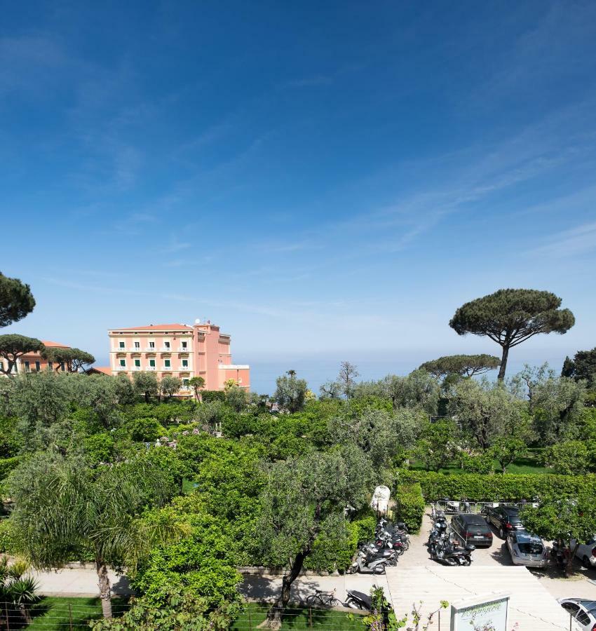 "White Mermaid" - Sorrento Downtown Sea View Apartment Exterior foto