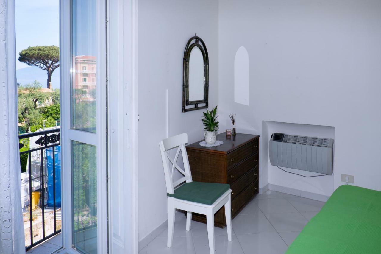 "White Mermaid" - Sorrento Downtown Sea View Apartment Exterior foto